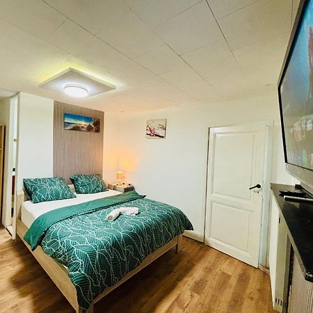 Cozy&Calm Room With Ensuite Heers Exteriér fotografie