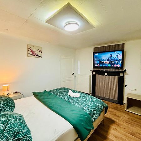 Cozy&Calm Room With Ensuite Heers Exteriér fotografie